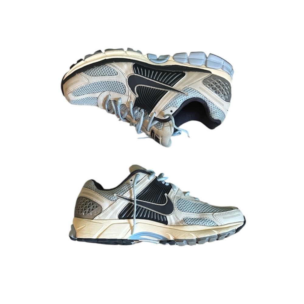 Nike Vomero 5